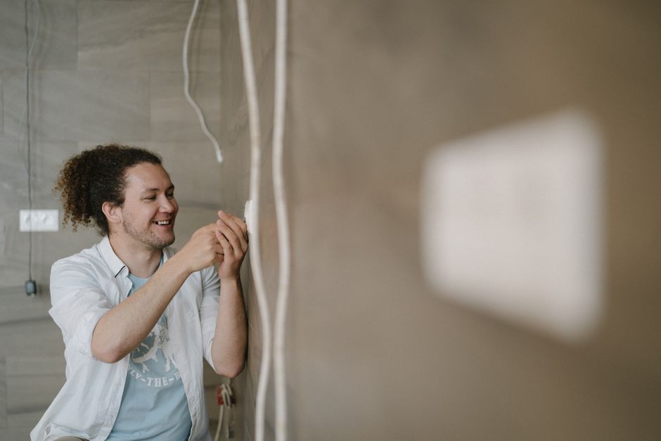 Portret elektroinštalaterja Luka Novaka